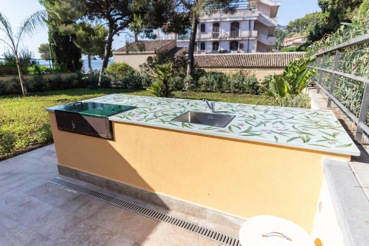 Teo House Beach Taormina